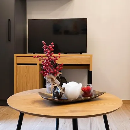 Apartment In The Heart Of *