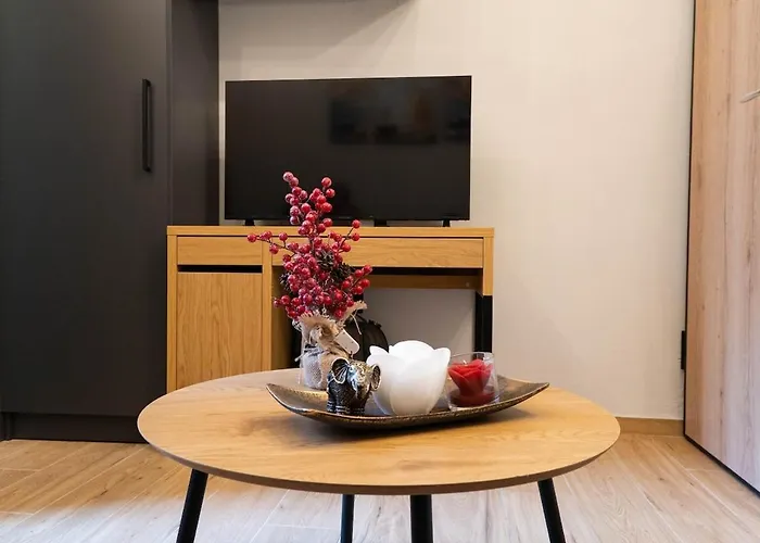 Apartment In The Heart Of *