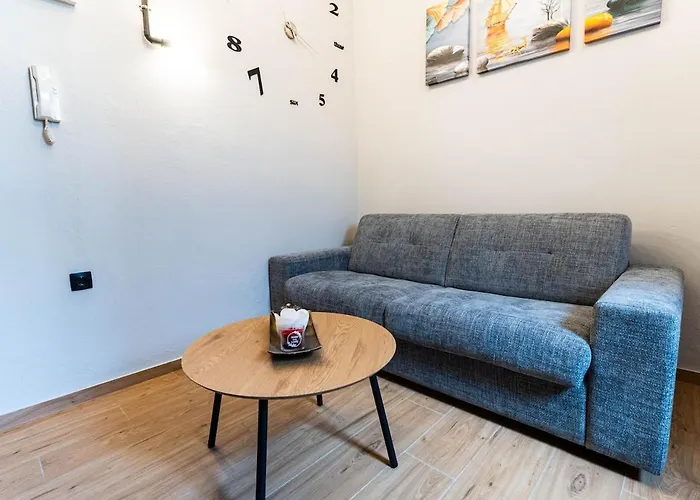 Apartment In The Heart Of *